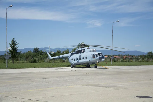 prvi samostalni remont helikoptera